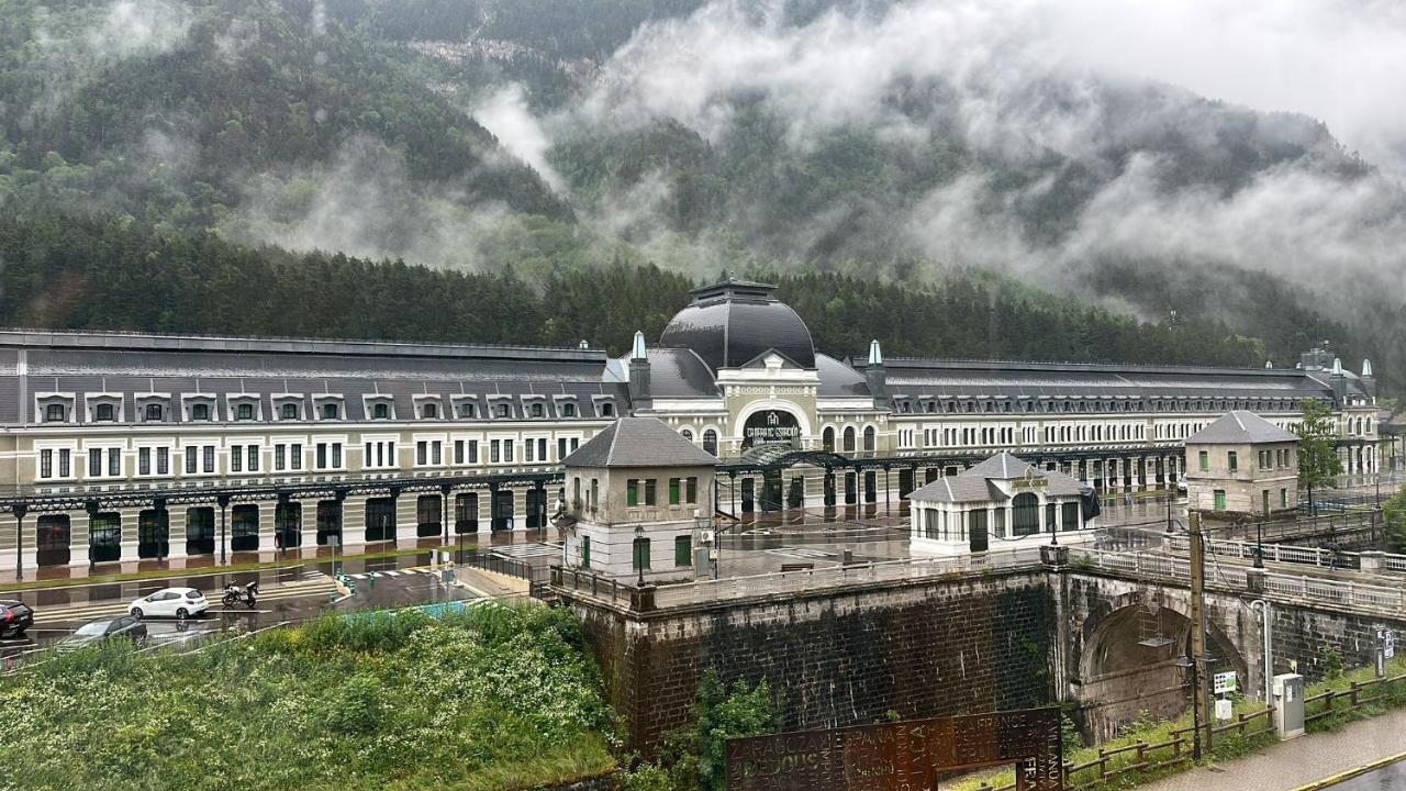 Apartamento El Mirador De La Estacion Canfranc Exterior foto